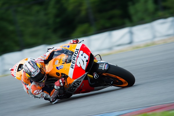 Marquez and Pedrosa have first outing on 2015 machine in Brno