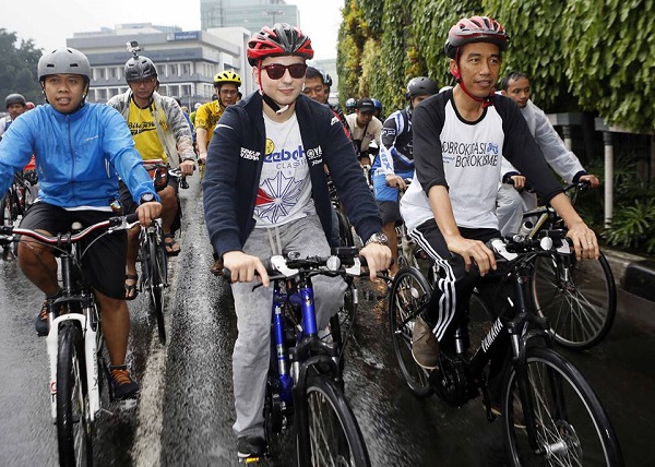 Di Januari 2014 Jorge Lorenzo sepedaan bareng Presiden Joko Widodo yang saat itu menjabat sebagai Gubernur DKI Jakarta