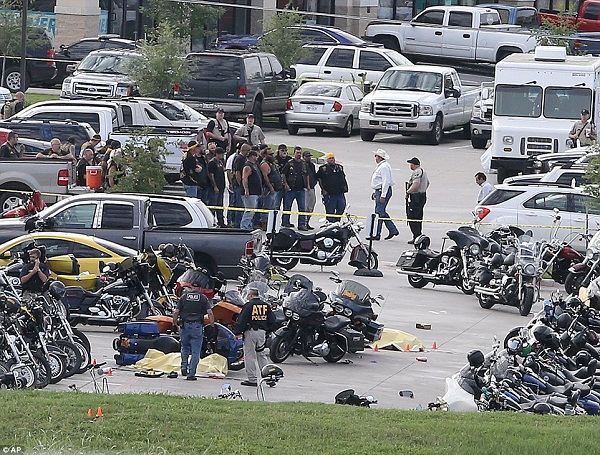 Bandidos and Cossacks crash in Texas 2015
