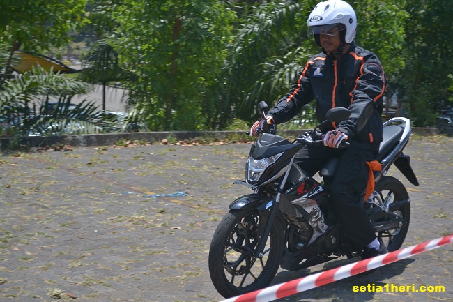 Test Ride Honda Sonic 150 R tahun 2015 (1)