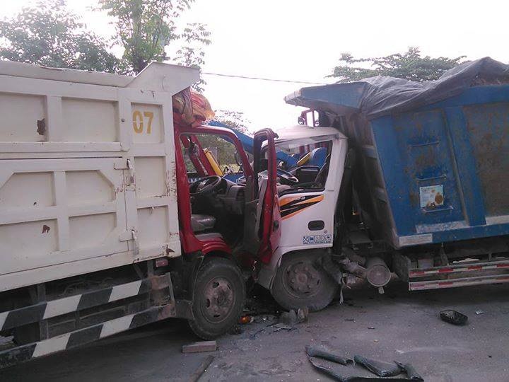 kecelakaan dumptruk di ngawen sedayu gresik tanggal 25 november 2015 (1)