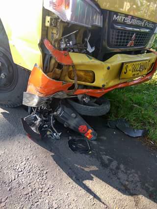 kecelakaan digilas truk di munggugianti gresik tanggal 27 Juli 2016
