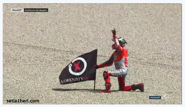 Download Video Full Race MotoGP Mugello, Italia tahun 2018 : Lorenzo ngacir di depan gans.