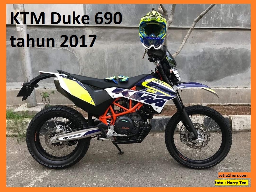 gambar KTM Duke 690 tahun 2017