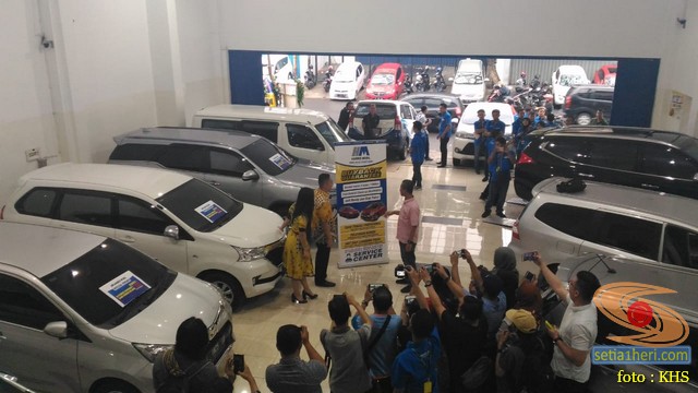 Keuntungan Beli Mobil Bekas, ada garansi servis dari Harris Mobil Surabaya brosis (4)