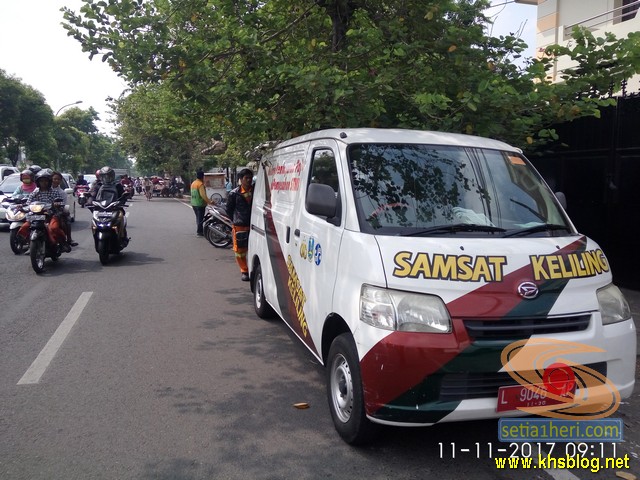Pengalaman bayar pajak motor tahun 2017 di Samsat Keliling depan THR Surabaya (1)