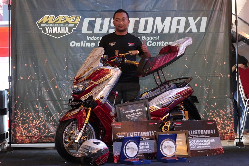 The Best Nmax Modification & King of MAXI Yamaha Modification adalah Agus Hadi Purwanto (Bandung)