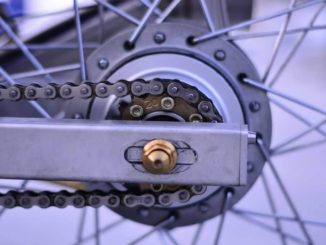 Kelebihan dan kekurangan penggunaan gear belakang kecil pada sepeda motor