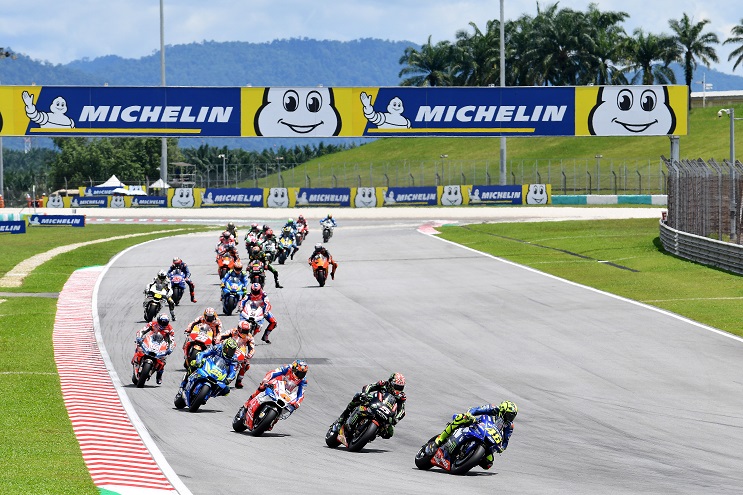 Download Video Full Race Moto GP Malaysia 2018 : Mbah Rossi kepleset, Marquez sabet podium pertamax