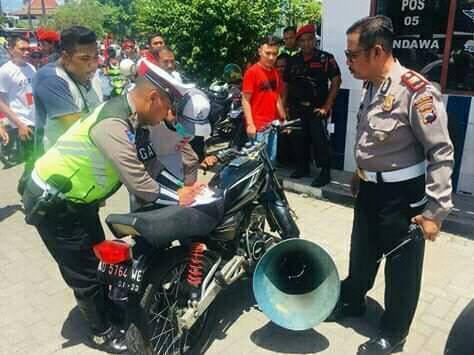 Knalpot-Brong-Mocong-Toa-Ditilang-Polisi