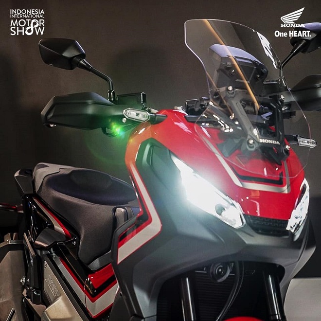 Spesifikasi, pilihan warna dan harga moge adventure Honda X-ADV tahun 2019