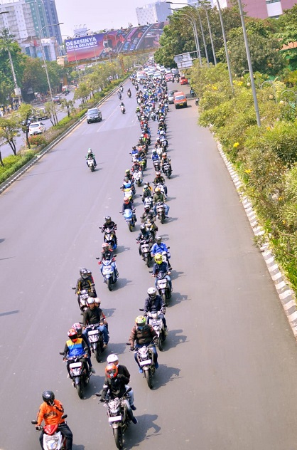 Ribuan Riders Suzuki di Jakarta Ramaikan Sunmori