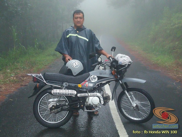 Foto- Foto modifikasi motor Honda Win jadi motor trail