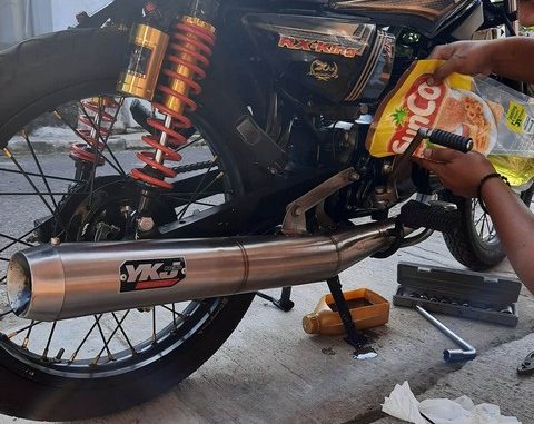 Pengalaman warganet Minyak goreng dicampur oli mesin pada sepeda motor (1)