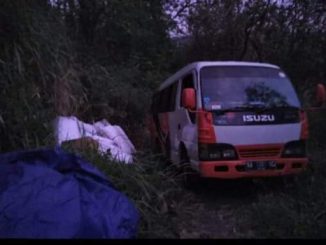 Kena prank demit alas roban, mobil travel ini tersesat di hutan desa tahun 2020 (2)