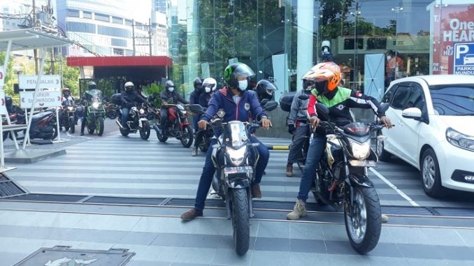Kopdar Sunday Riding Gathering Komunitas Honda CB150R Jawa Timur 2021
