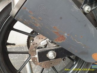 Ragam cara bersihin kerak atau karatan pada knalpot motor Suzuki GSX R150