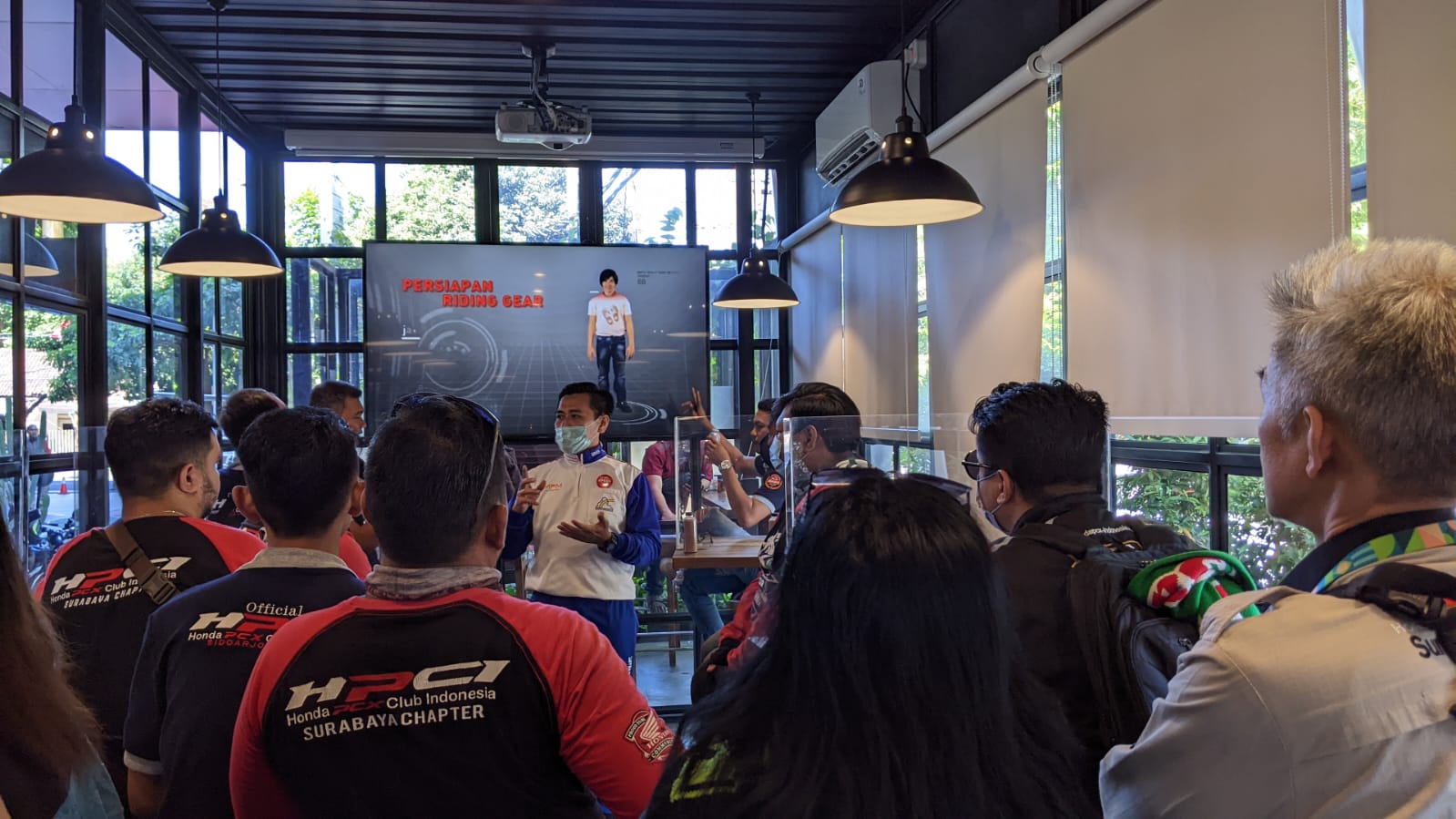 Komunitas Honda PCX Surabaya dan Sidoarjo gelar Nribun & Riding Bareng
