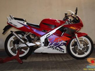 Dilego motor sport lawas Honda NSR 150 RR lansiran tahun 2000 gans..