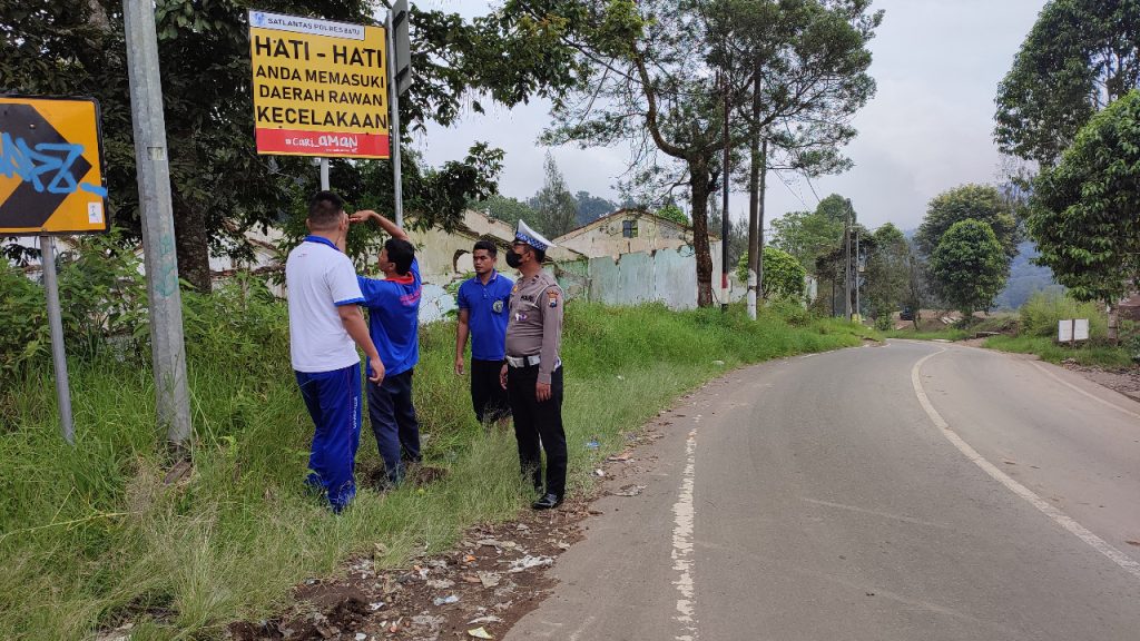 MPM Honda Jatim Gencarkan kampanye Cari_Aman di Jalur Rawan Blackspot di Malang, Blitar dan Batu