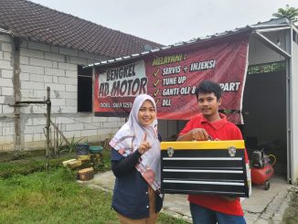 Bengkel Motor Alumni SMK Binaan MPM Honda Jatim di Bojonegoro Terima Bantuan Peralatan Bengkel dari Yayasan Astra Honda Motor