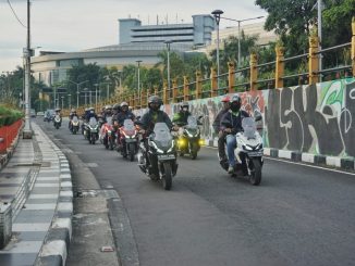 ADV160 Ngabuburide, City riding di Kota Pahlawan.