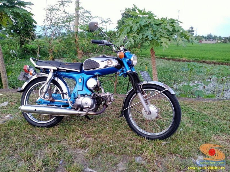 Nostalgia motor laki jadul Honda C320 S ( 50 cc ) dan Honda S90 tahun 60an gans (3)