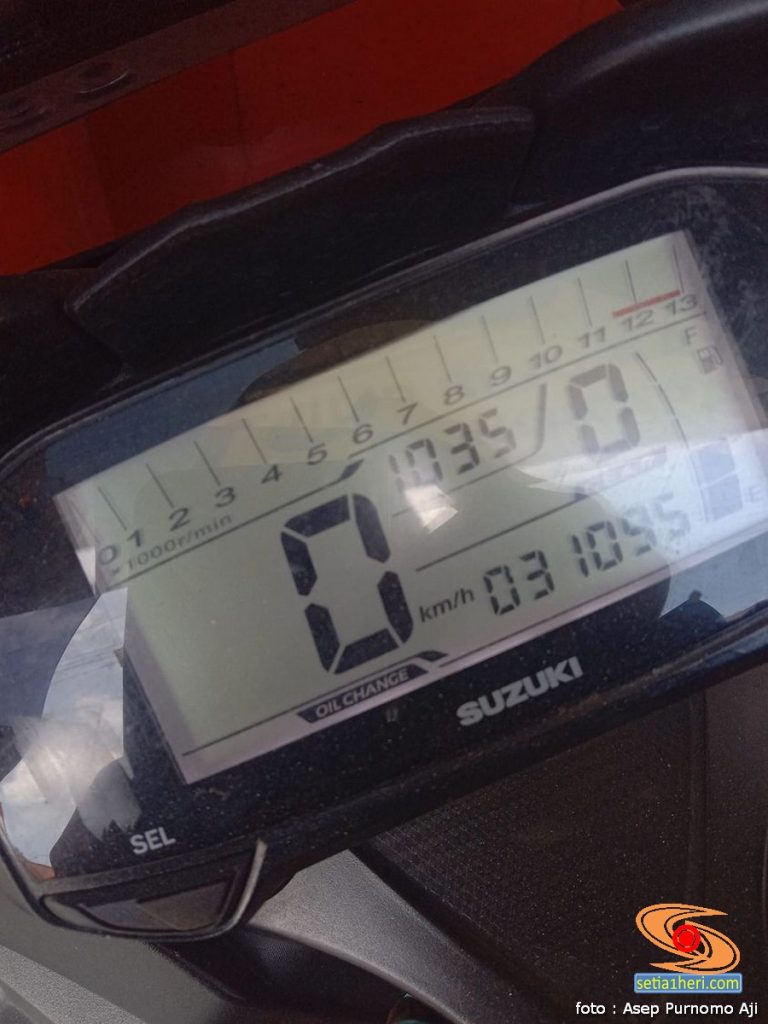 Cara ngilangin tulisan indikator oil change pada Suzuki GSX-R150