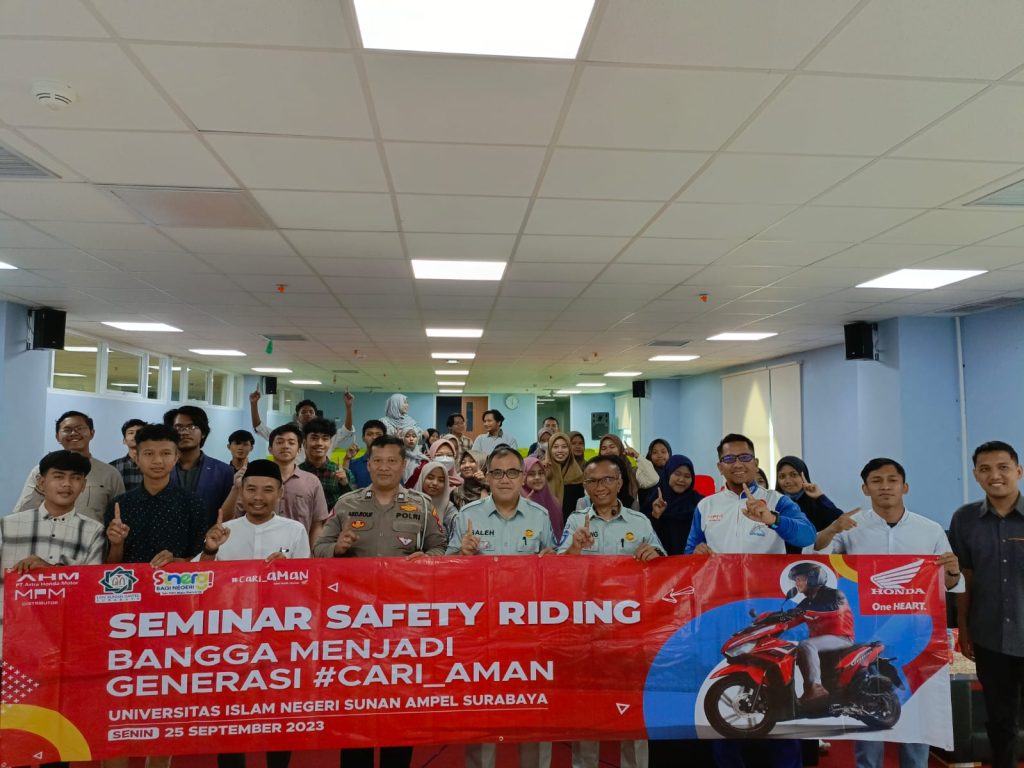 MPM Honda Jatim Gelar Seminar Safety Riding di UINSA Surabaya dan  UWG Malang