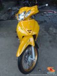 Modif Honda Karisma warna kuning abu-abu stiker Wave R 125 gans...