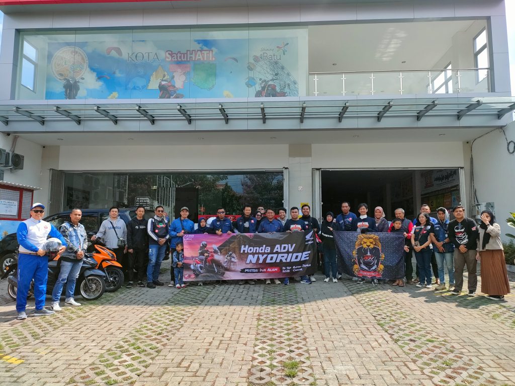 Komunitas Biker Honda ADV Malang Jelajah Misteri Dua Alam