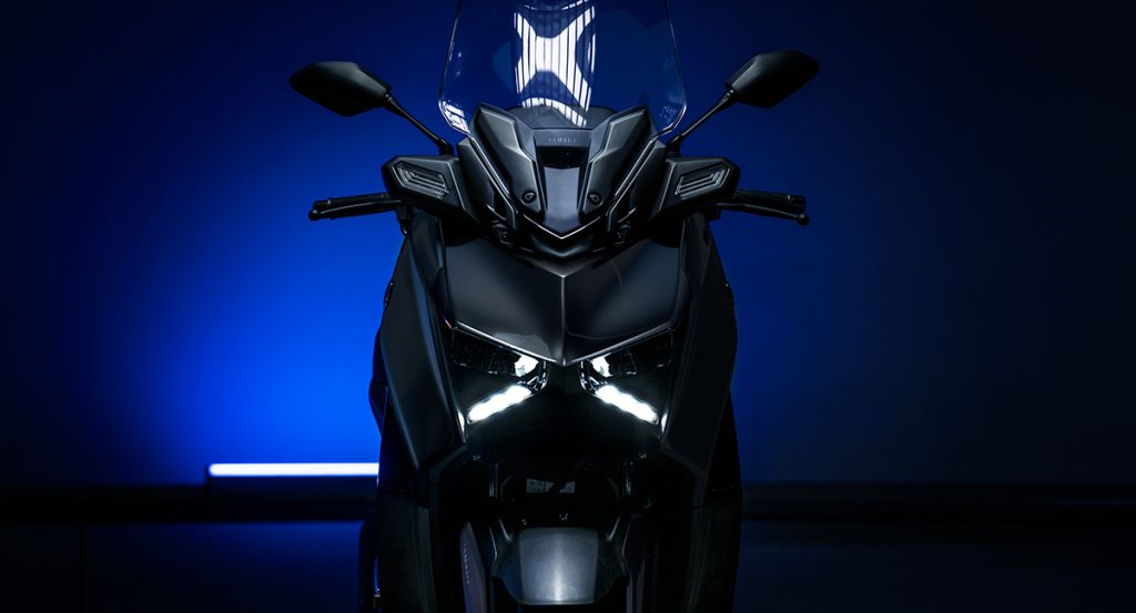 Warna dan grafis Baru Yamaha XMAX Connected 2024 jadi Lebih Sporty brosis